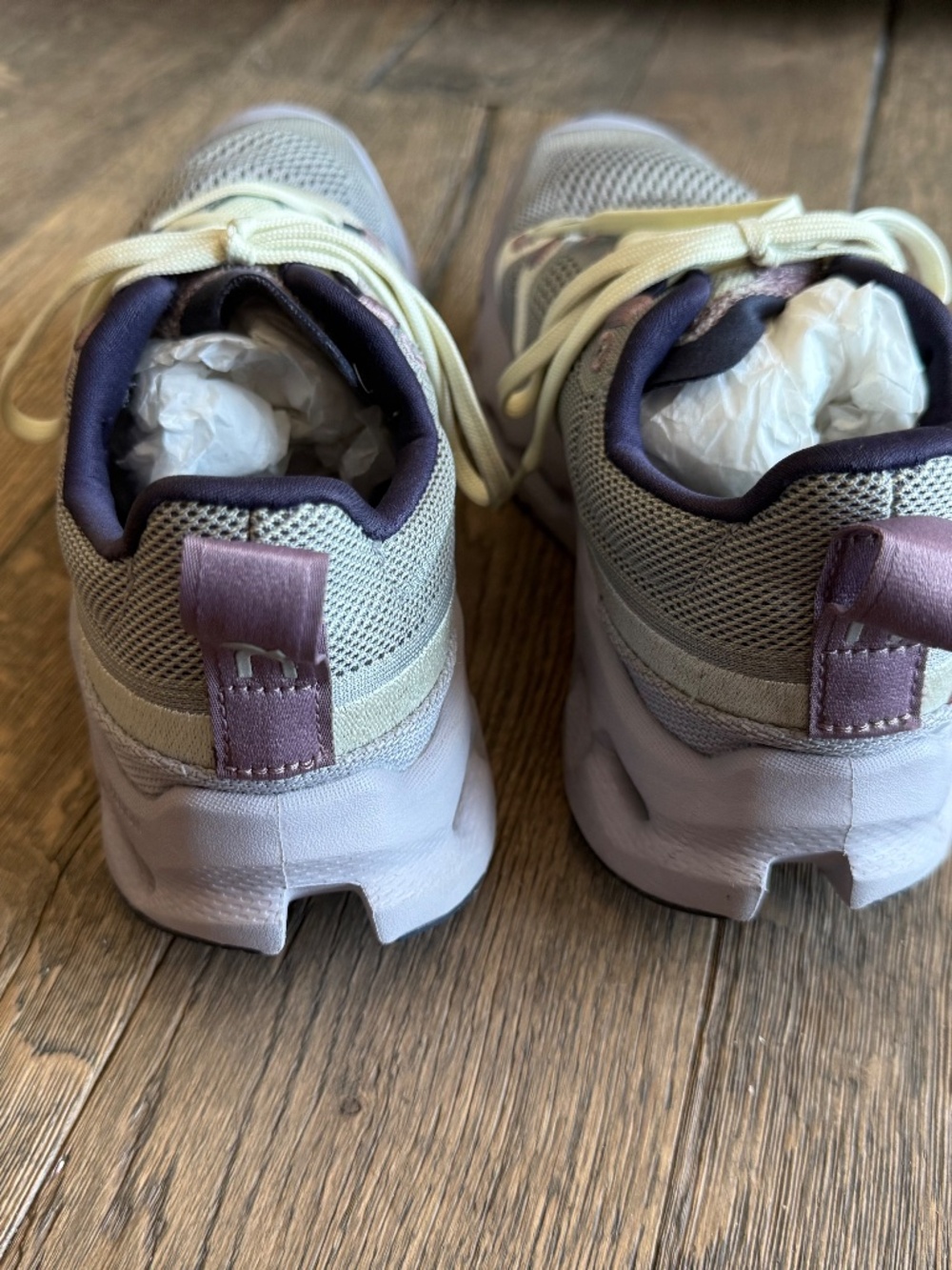 On Cloudsurfer Trail Sneakers - Picture 4 of 6